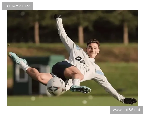 阿尔瓦雷斯：高数据产出为何难以匹配战术影响力？