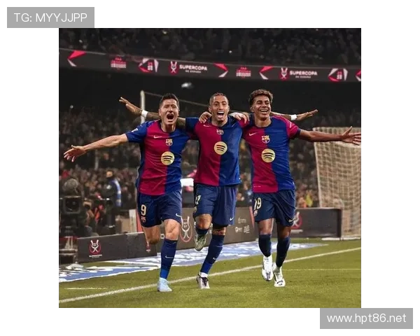 巴萨进攻体系过度依赖边路，战术单一性问题对赛季稳定性形成制约