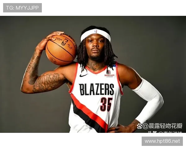 罗伯特·威廉姆斯无球掩护制造错位，内线终结效率领跑全队